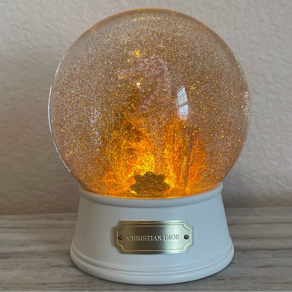 Limited VIC only Dior Christmas snowball